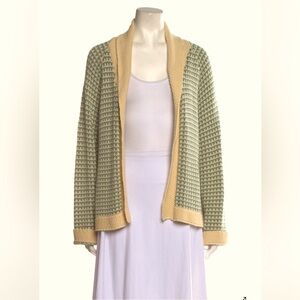 The great open shawl cardigan.  Never worn no tags. Size 0. Runs large